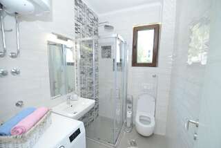 Апартаменты Pearl Shell Apartments Котор Апартаменты с 1 спальней и балконом с видом на море-11