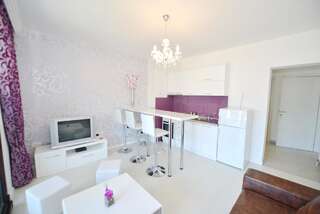 Апартаменты Pearl Shell Apartments Котор Апартаменты с 2 спальнями, балконом и видом на море-2