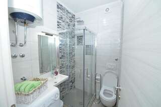 Апартаменты Pearl Shell Apartments Котор Апартаменты с 2 спальнями, балконом и видом на море-18